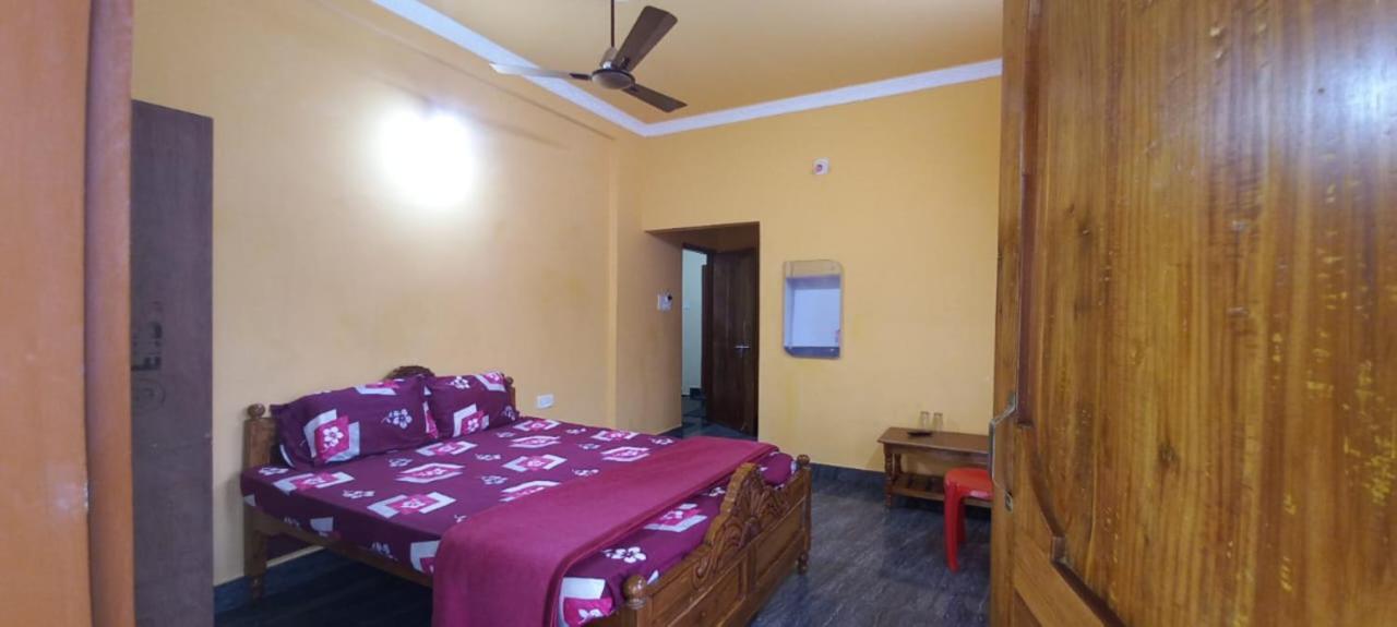 Goroomgo Neelachal Holiday Nibasa Puri Near Sea Beach Area - Perfect Location With Excellent Service Awarded Exteriör bild
